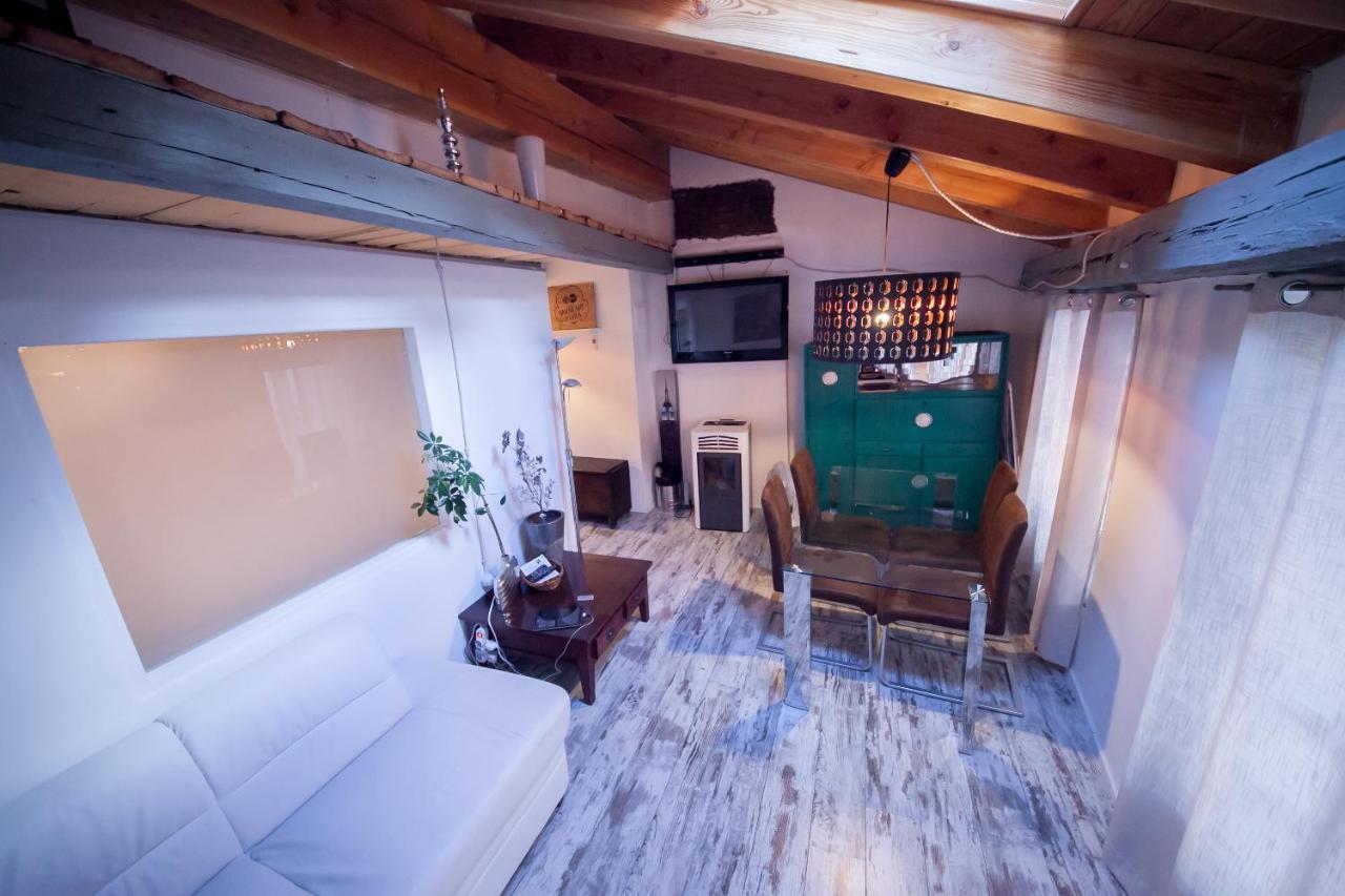 Maison Ville D'Aoste Екстериор снимка